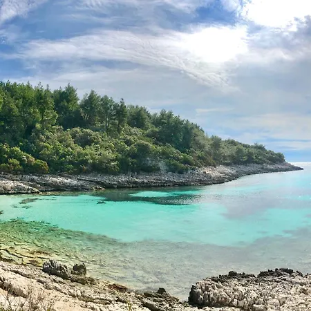 Mt Seafront Residence *