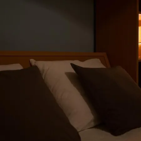 アパート Mt Seafront Residence ザヴァラティサ