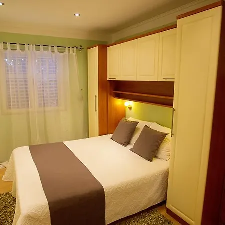 Mt Seafront Residence ザヴァラティサ