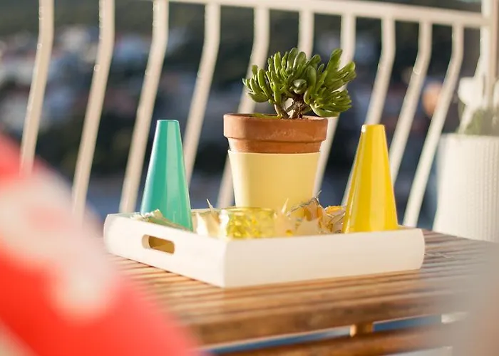 Mt Seafront Appartamento Zavalatica