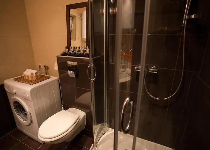 Mt Seafront * Zavalatica