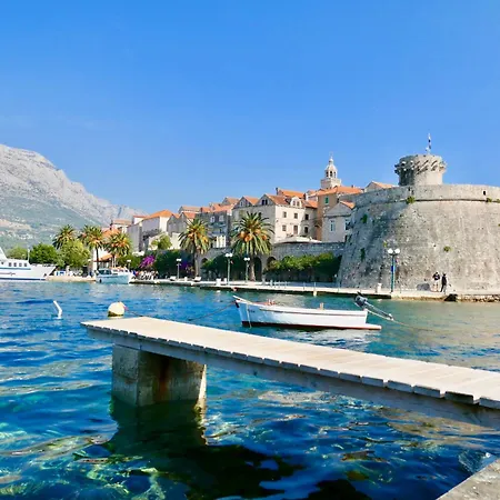 Mt Seafront Residence Zavalatica