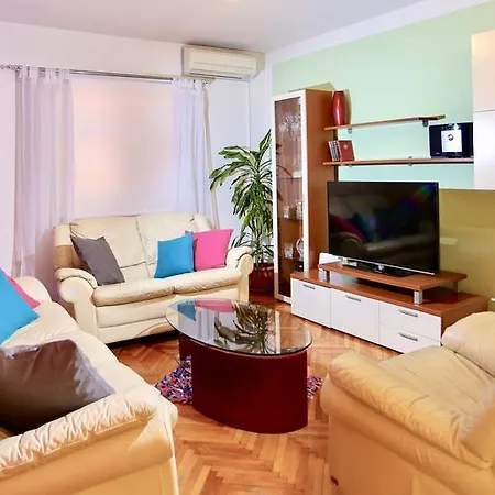 Mt Seafront Residence * זבלטיצה