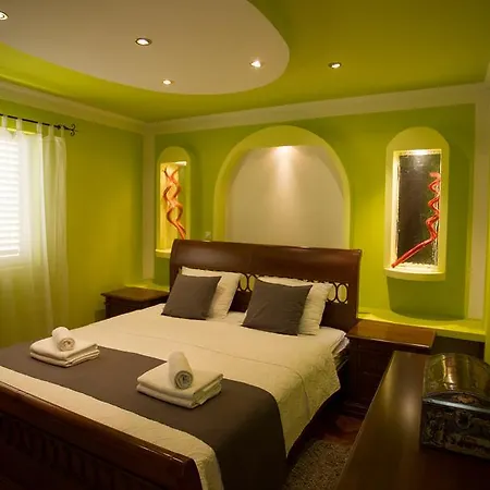 Mt Seafront Residence *