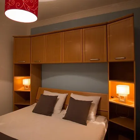 Apartment Apartments Mt Residence