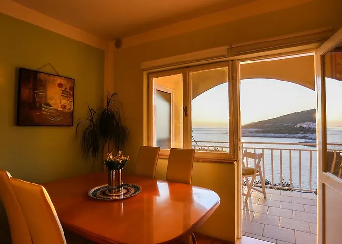 Mt Seafront Apartament